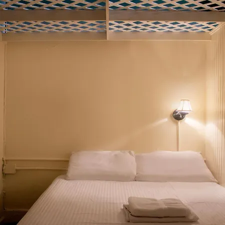 The Nolita Express Hostel New York Exterior photo